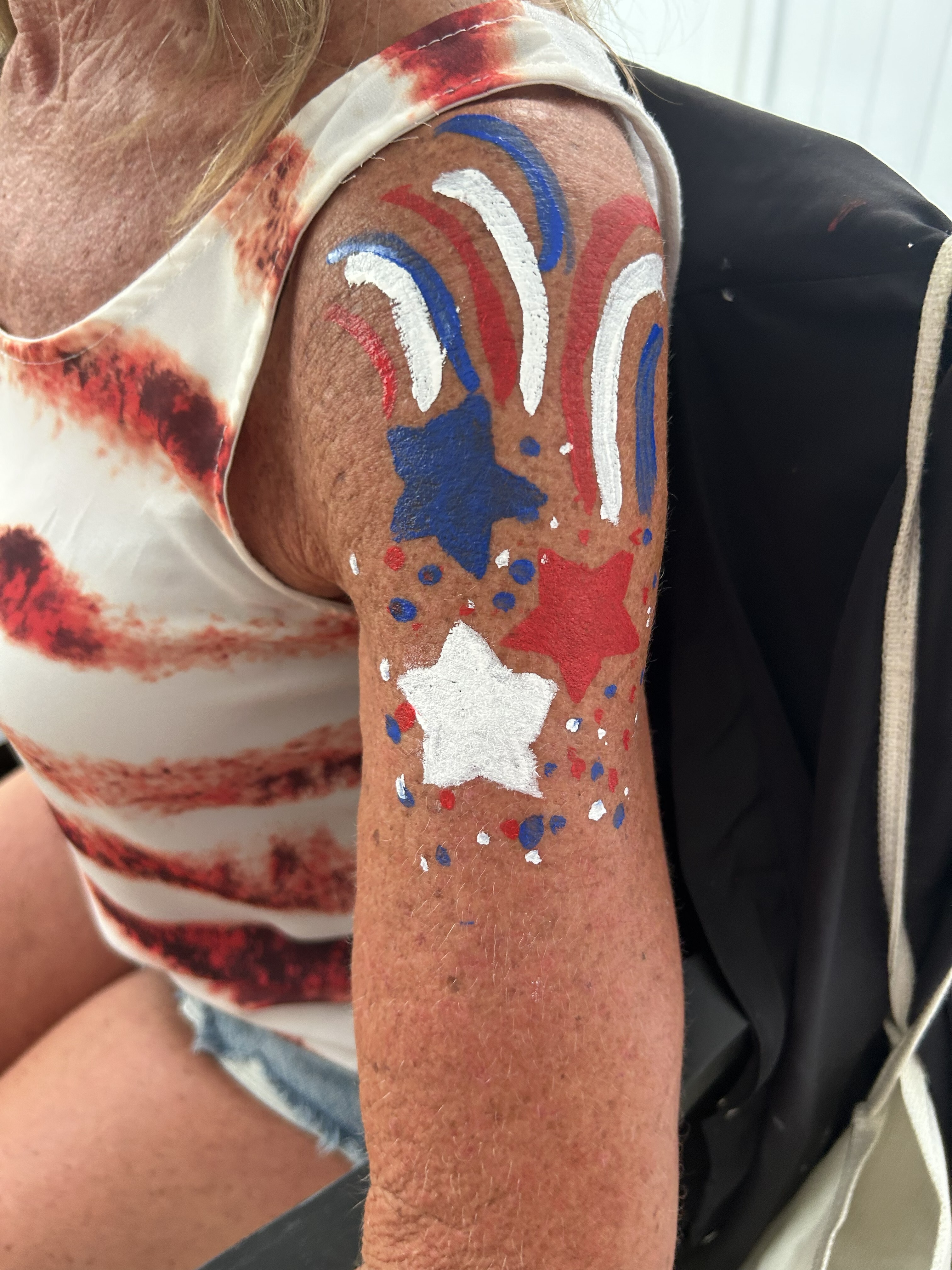 Patriotic Shoulder paint